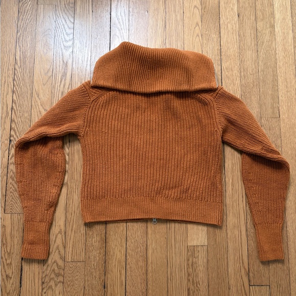 Everlane Rust Ribbed Women's Cropped Zipper Sweater - Picture 5 of 6